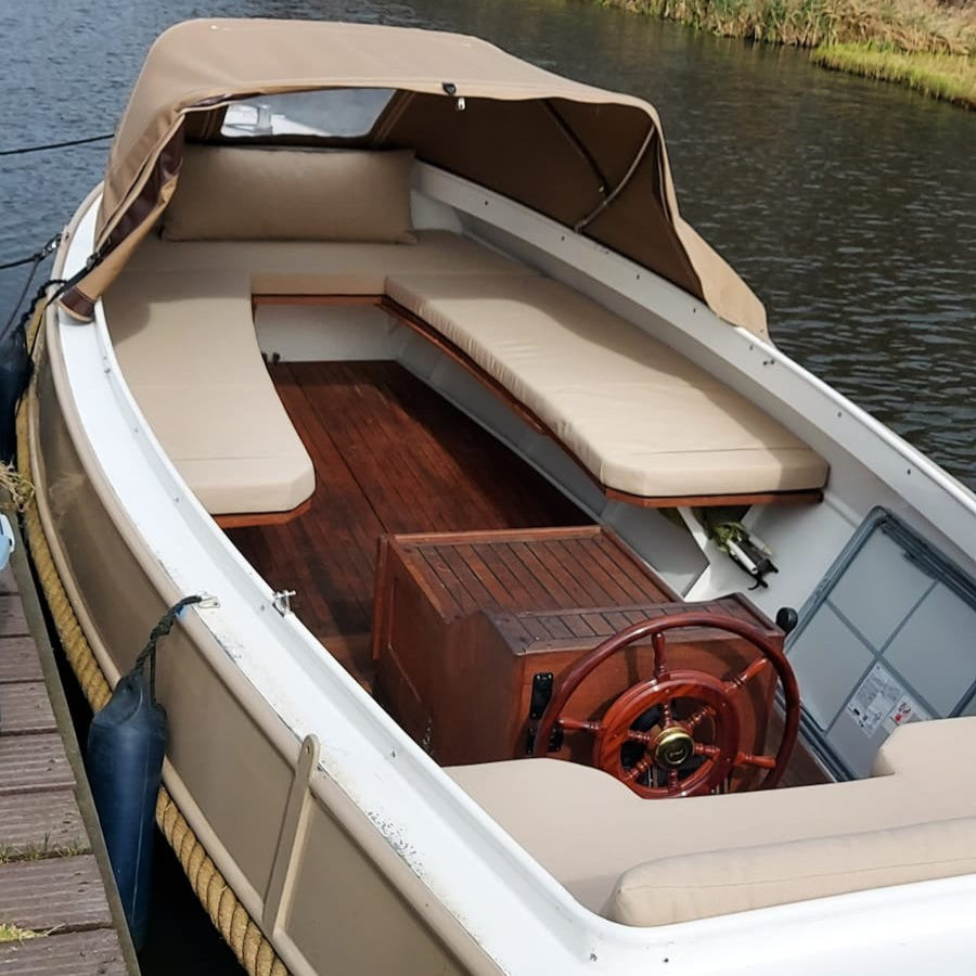 Beige strakke bootkussens op maat