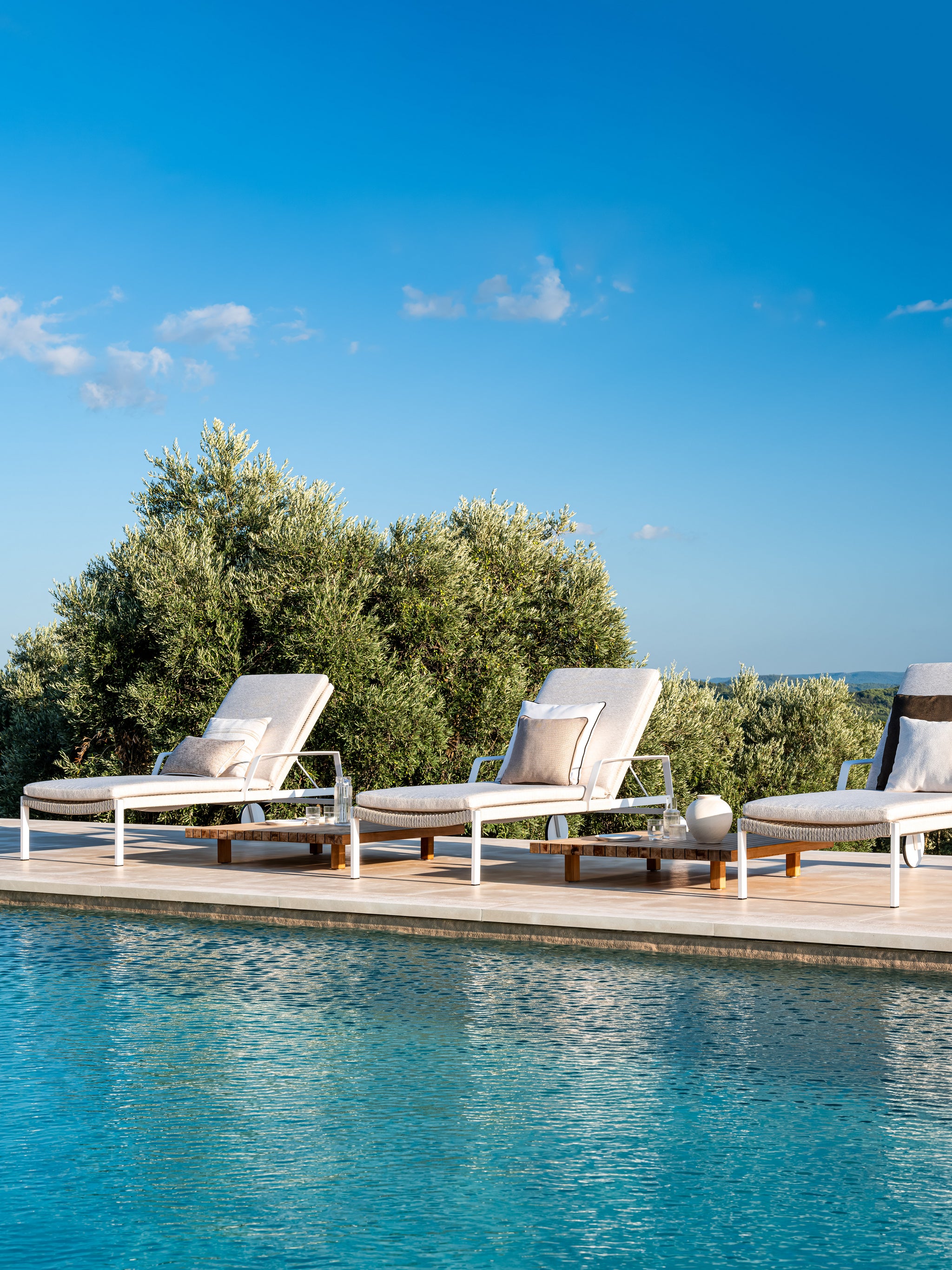 Beige ligbedkussens sunbrella